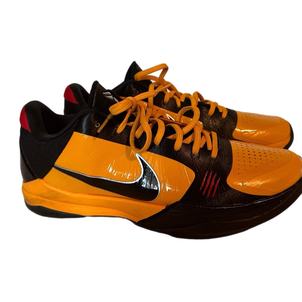 Kobe 5 Bruce Lee Edition